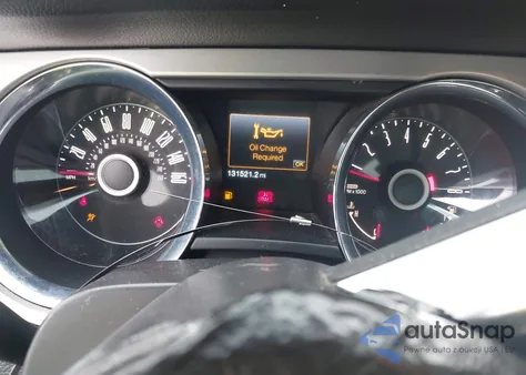 2014 Ford Mustang V6 Premium z USA, uszkodzony, nr VIN 1ZVBP8AM5E5312911